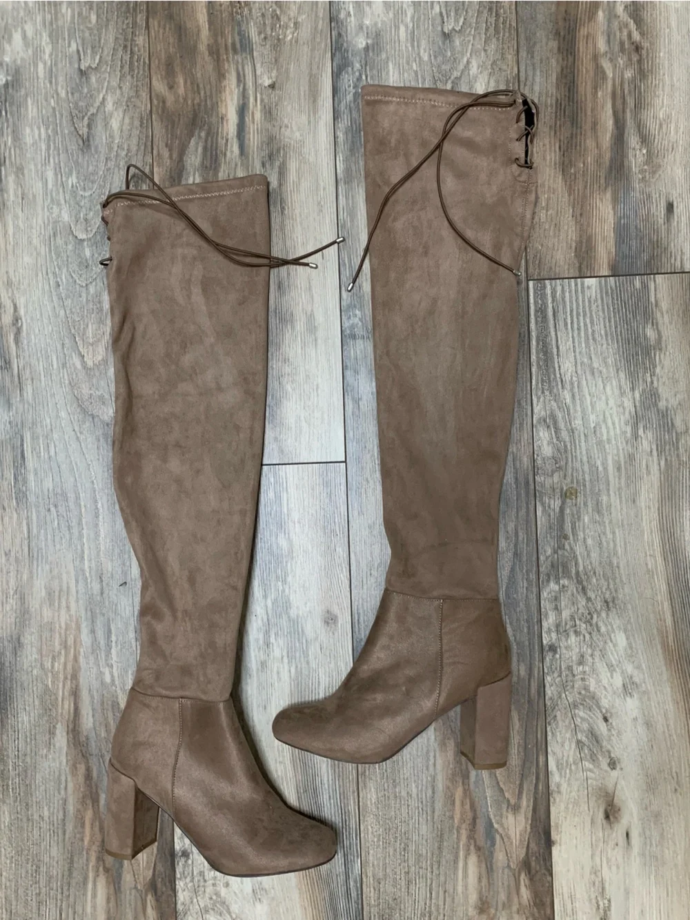 👢Over the knee Tan/Caramel Suede Boots by Chinese Laundry